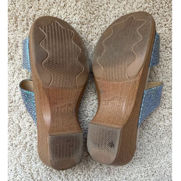 Dansko Women Size 39 Iridescent Teal Blue Metallic Leather Buckle Wedge Sandals - Picture 7 of 8